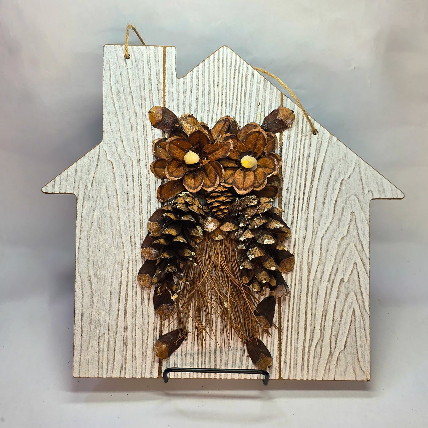 Pinecone Owl: Hanging Wall Decor